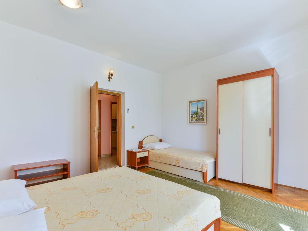 Apartments In House Liveric, In Vir At The Beach Exterior photo